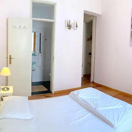 3 Bedroom, 2 Bathroom - Palma Residence Lisbon Exterior photo